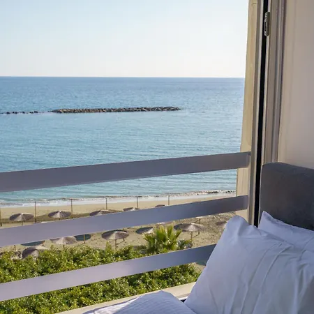 Armonia Seafront דירה לימסול