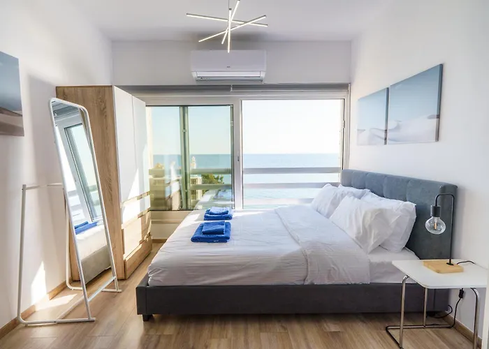 Armonia Seafront Appartamento *